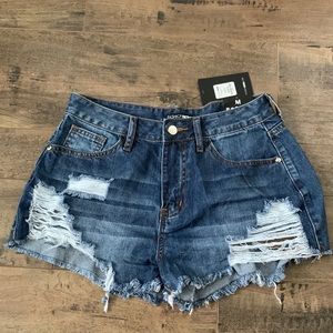 Brand new Fashion Nova shorts never worn